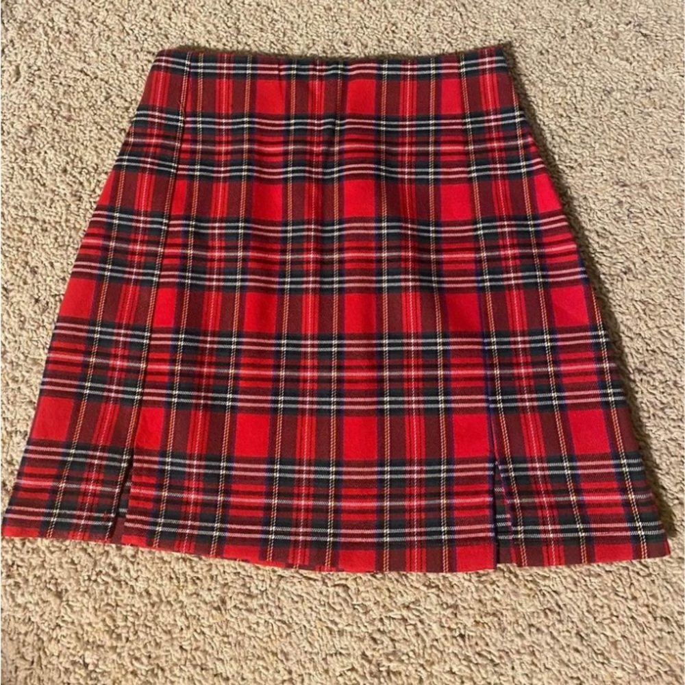 Brandy Melville plaid skirt